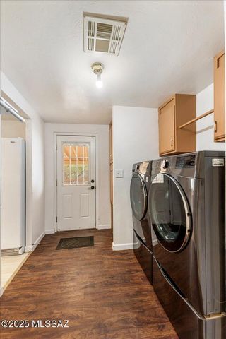 16606 N Columbus Boulevard, Tucson, AZ 85739