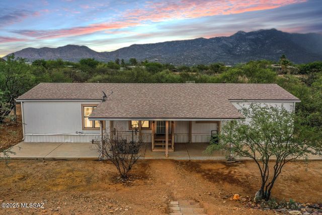 16606 N Columbus Boulevard, Tucson, AZ 85739