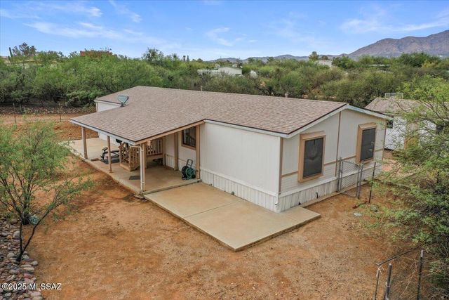 16606 N Columbus Boulevard, Tucson, AZ 85739