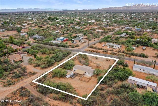 16606 N Columbus Boulevard, Tucson, AZ 85739