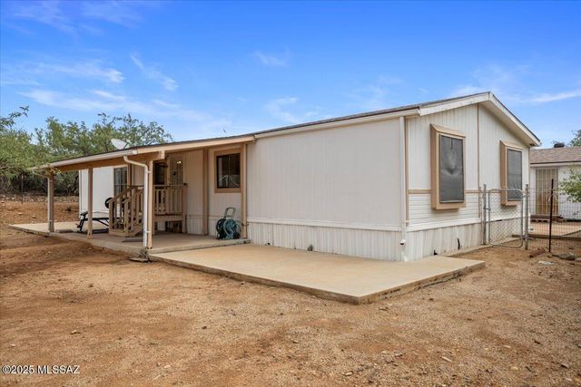 16606 N Columbus Boulevard, Tucson, AZ 85739