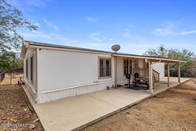 16606 N Columbus Boulevard, Tucson, AZ 85739