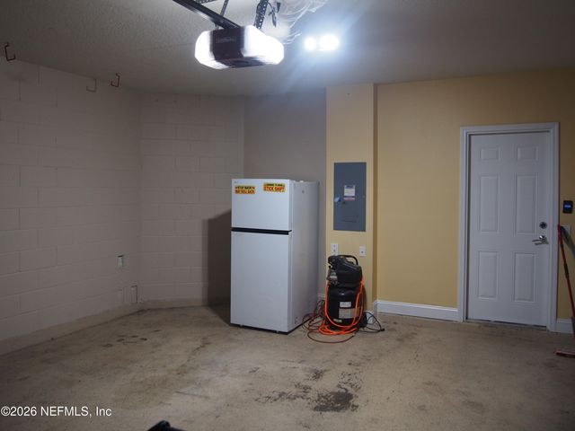 3720 CASITAS Drive, Jacksonville, FL 32224