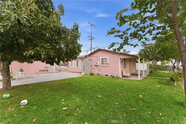 5617 Loveland St, Bell Gardens, CA 90201