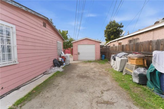5617 Loveland St, Bell Gardens, CA 90201