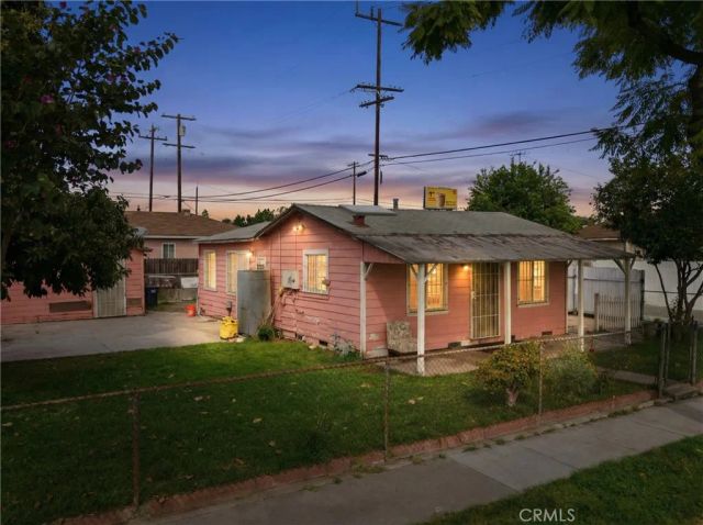 5617 Loveland St, Bell Gardens, CA 90201