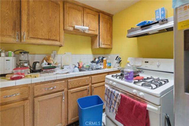 5617 Loveland St, Bell Gardens, CA 90201