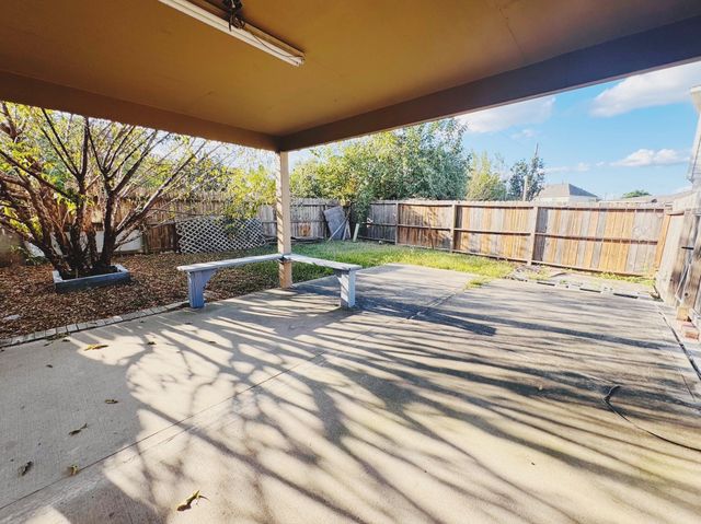 10515 Ince Ln, Houston, TX 77040