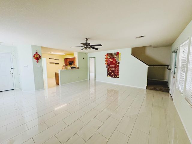 10515 Ince Ln, Houston, TX 77040