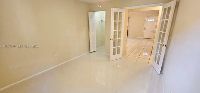 1251 SW 84th Ter, Pembroke Pines, FL 33025