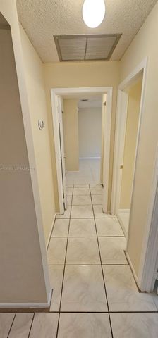 1251 SW 84th Ter, Pembroke Pines, FL 33025