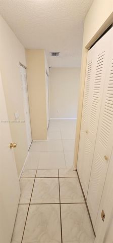 1251 SW 84th Ter, Pembroke Pines, FL 33025