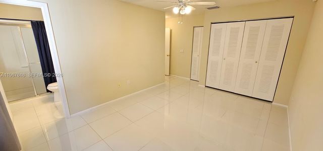 1251 SW 84th Ter, Pembroke Pines, FL 33025