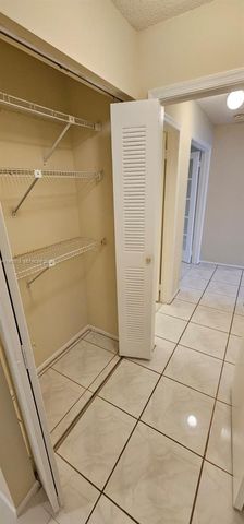 1251 SW 84th Ter, Pembroke Pines, FL 33025