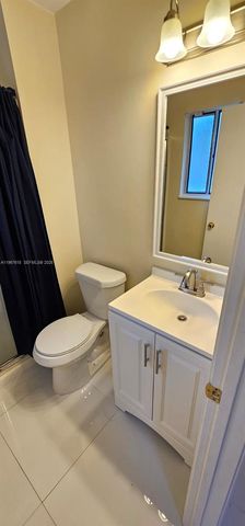 1251 SW 84th Ter, Pembroke Pines, FL 33025