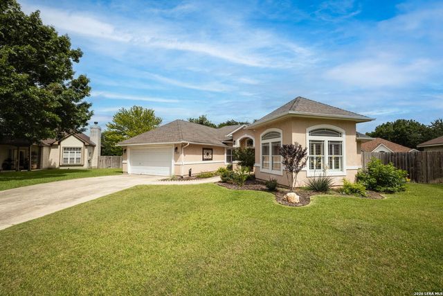 1328 DIME BOX CIR, New Braunfels, TX 78130