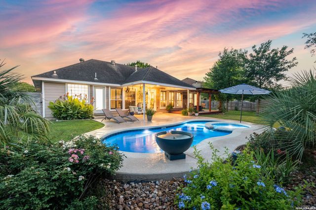 1328 DIME BOX CIR, New Braunfels, TX 78130