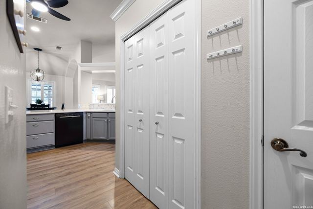 1328 DIME BOX CIR, New Braunfels, TX 78130