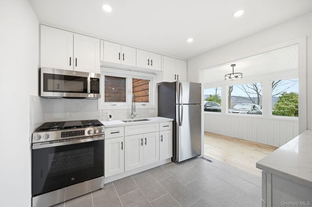 37 Blueberry Hill, Greenwood Lake, NY 10925