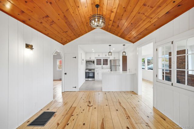 37 Blueberry Hill, Greenwood Lake, NY 10925