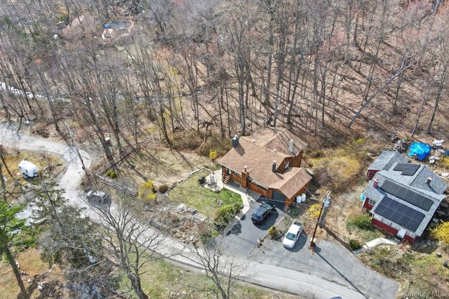 37 Blueberry Hill, Greenwood Lake, NY 10925