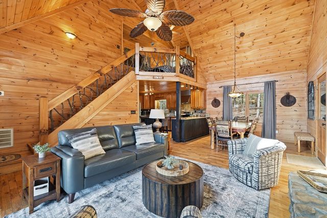 165 Christian Crossing, Morganton, GA 30560