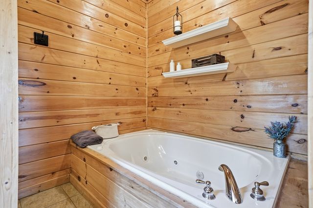 165 Christian Crossing, Morganton, GA 30560
