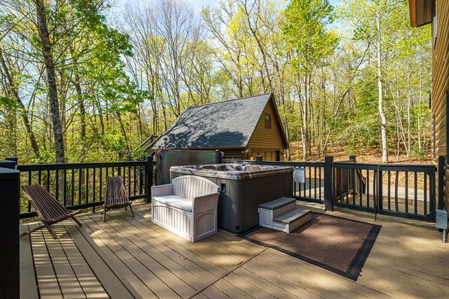 165 Christian Crossing, Morganton, GA 30560