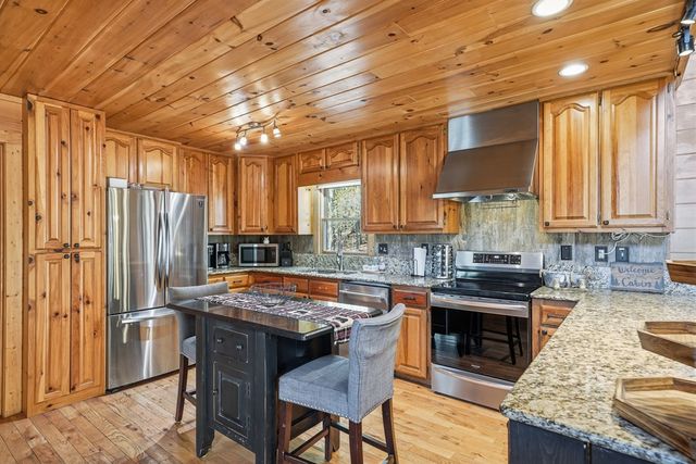 165 Christian Crossing, Morganton, GA 30560