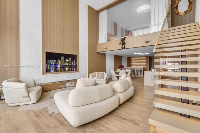 1040 Biscayne Blvd 1403, Miami, FL 33132