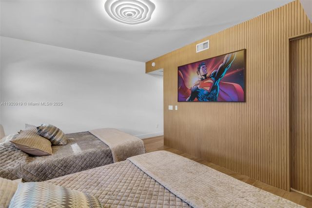 1040 Biscayne Blvd 1403, Miami, FL 33132