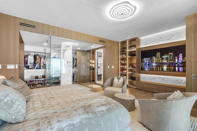 1040 Biscayne Blvd 1403, Miami, FL 33132