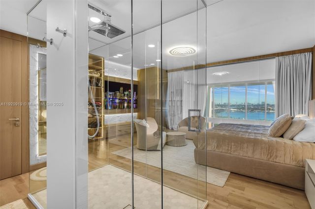 1040 Biscayne Blvd 1403, Miami, FL 33132