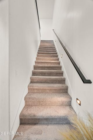 300 SAMUEL VISTA Street, Horizon City, TX 79928