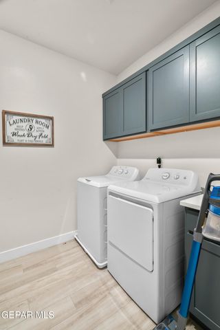 300 SAMUEL VISTA Street, Horizon City, TX 79928