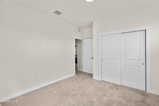 300 SAMUEL VISTA Street, Horizon City, TX 79928