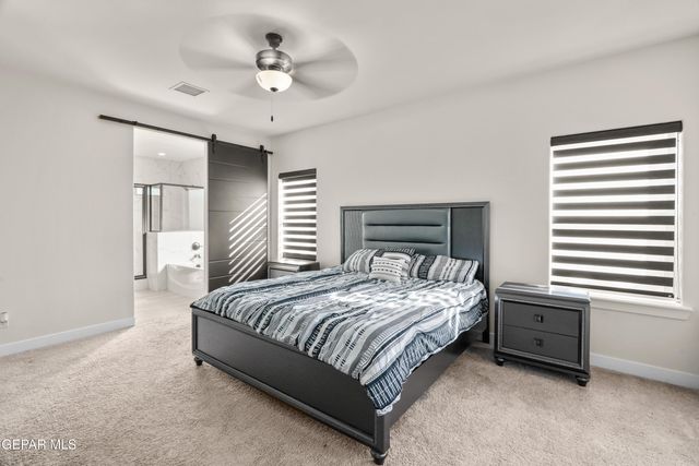300 SAMUEL VISTA Street, Horizon City, TX 79928