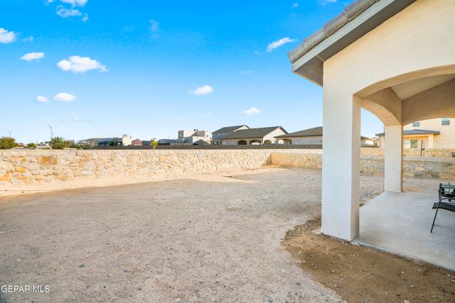 300 SAMUEL VISTA Street, Horizon City, TX 79928
