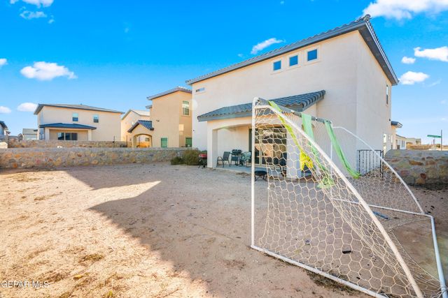 300 SAMUEL VISTA Street, Horizon City, TX 79928