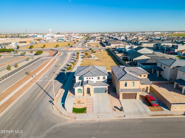 300 SAMUEL VISTA Street, Horizon City, TX 79928