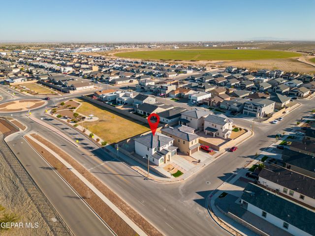 300 SAMUEL VISTA Street, Horizon City, TX 79928