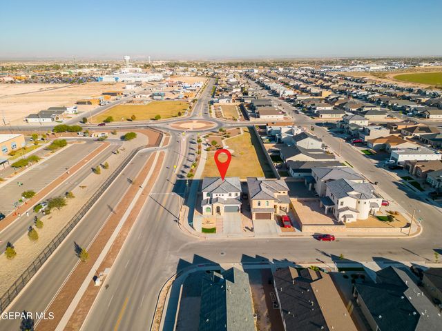 300 SAMUEL VISTA Street, Horizon City, TX 79928