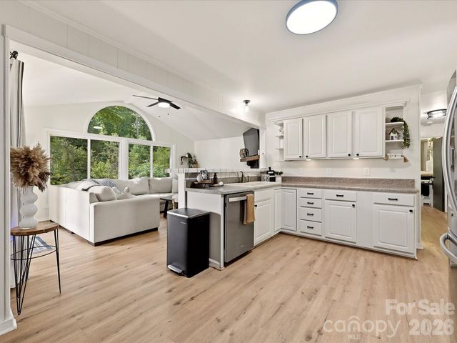 513 Paradise Circle, Belmont, NC 28012