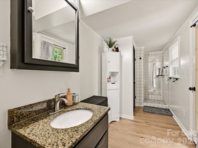 513 Paradise Circle, Belmont, NC 28012