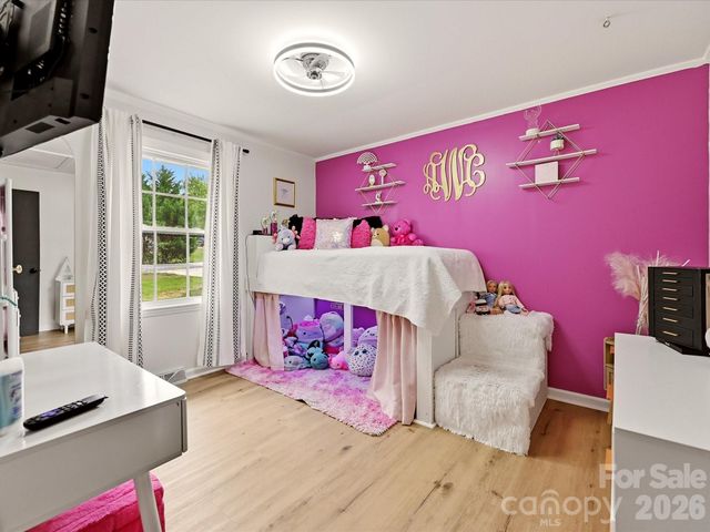 513 Paradise Circle, Belmont, NC 28012