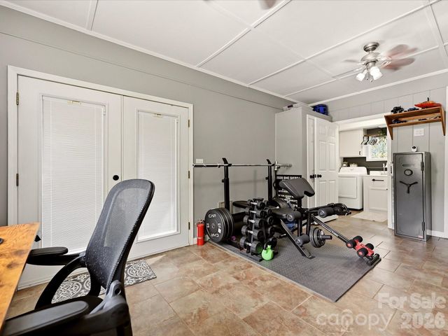 513 Paradise Circle, Belmont, NC 28012
