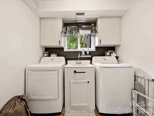 513 Paradise Circle, Belmont, NC 28012