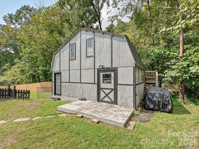513 Paradise Circle, Belmont, NC 28012