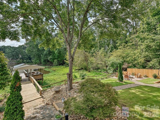 513 Paradise Circle, Belmont, NC 28012