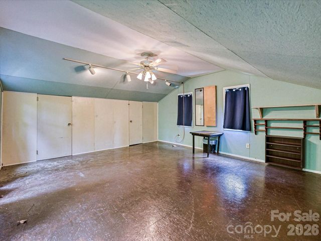 513 Paradise Circle, Belmont, NC 28012